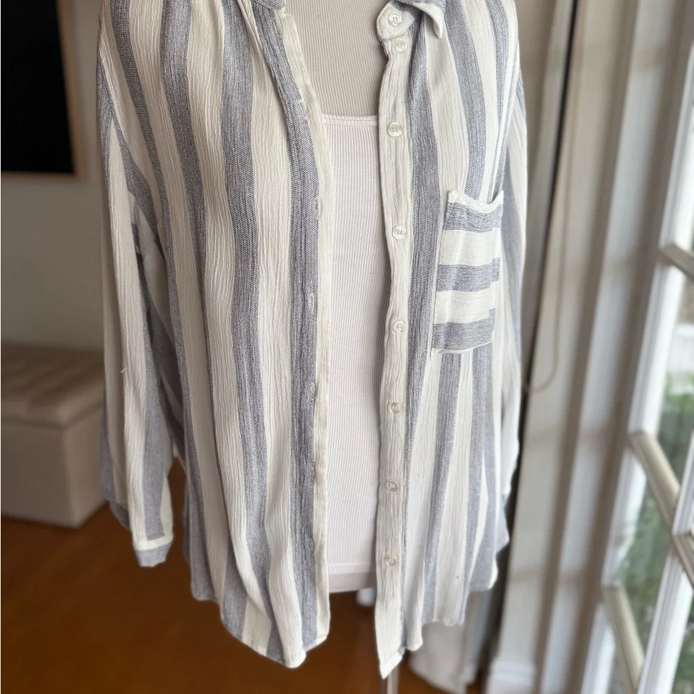 Market & Spruce Striped Button Down Shirt Medium Coastal Lightweight in Medium - Picture 5 of 6